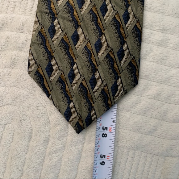 Italian Silk Geometric Patterned Tie - Green and Blue - Picture 10 of 11